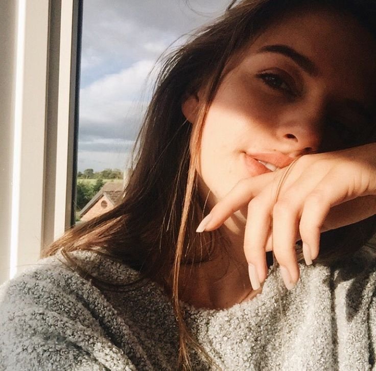 How can I make my nails long and beautiful?